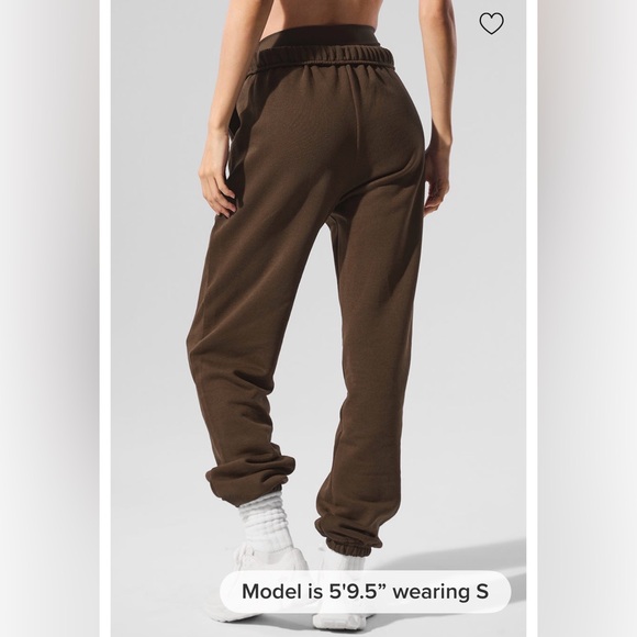 Alo Yoga Accolade Jogger Sweatpant | Espresso | Size S | NWT unisex - Picture 2 of 11